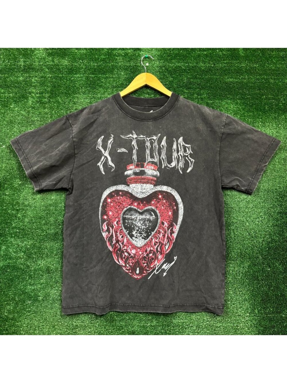 Xavi Dosis Heart Vile X-Tour T-Shirt Size Large